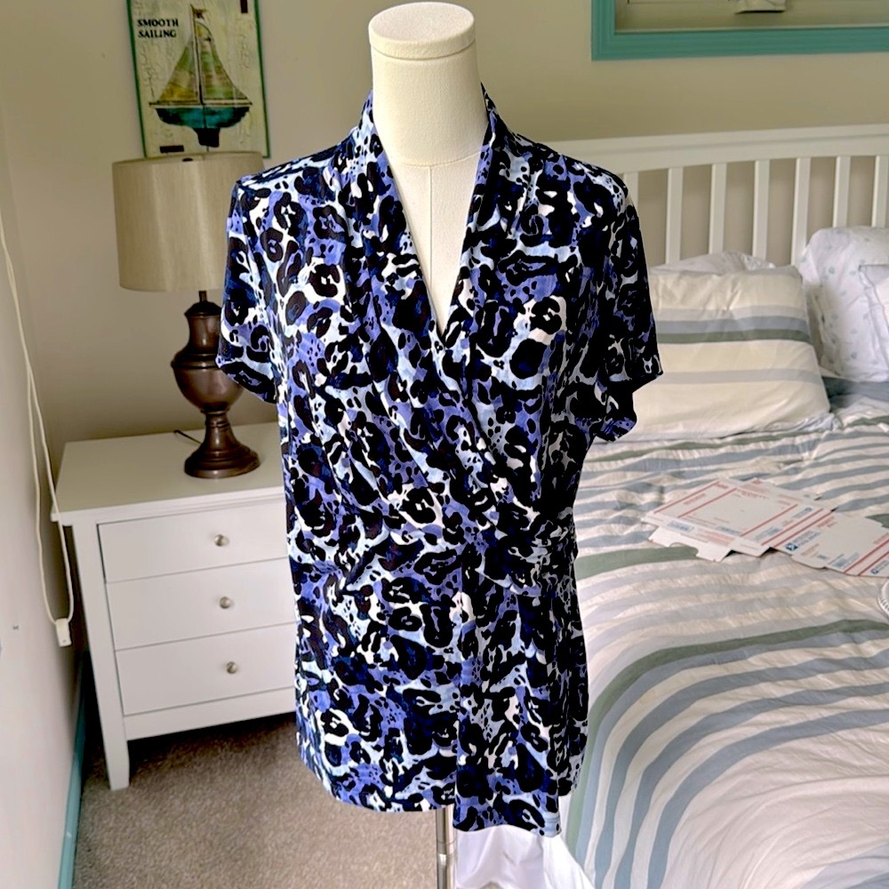 DKNY Blouse Excellent Condition Sz XL